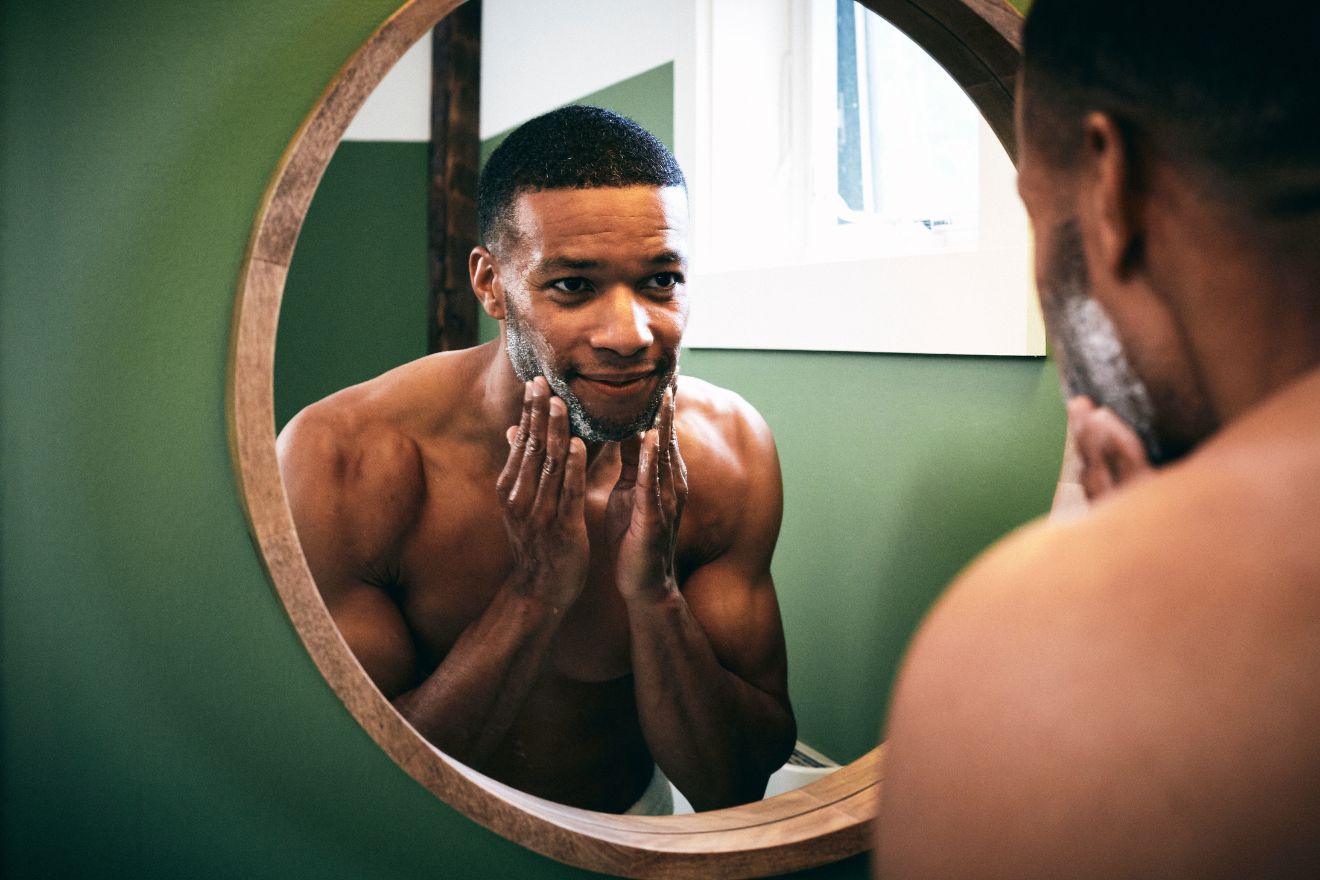 Men's Grooming Tip: Weekly Trimming