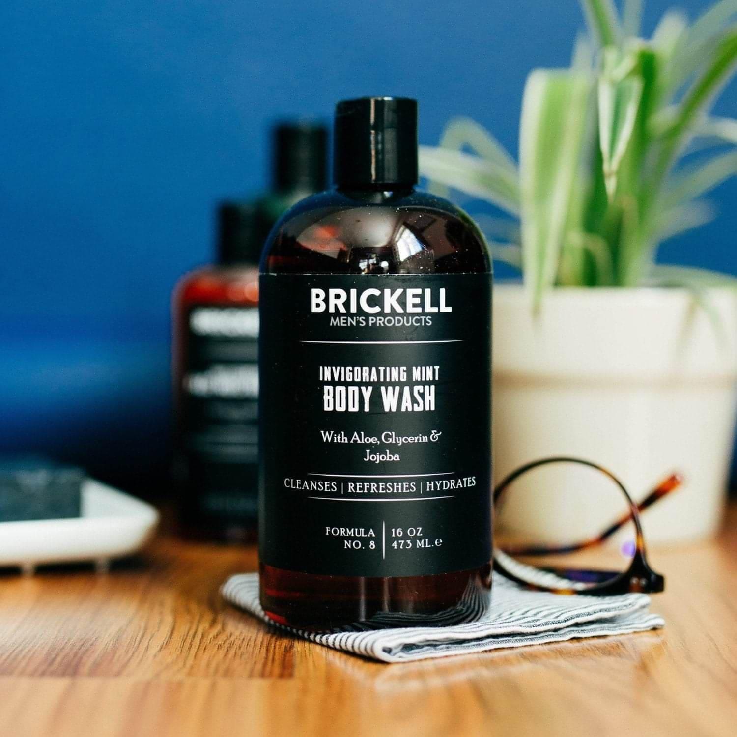 Brickell Men's Hand Soap For Men, Natural and Organic, Moisturizing Liquid  Hand Soap, Cedarwood & Rain